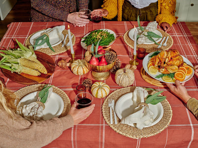 Feast Your Eyes: Sustainable Fall Tablescapes with Style
